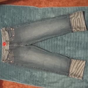 Christina size 4 capris